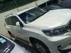 Toyota Land Cruiser 2016 4.0 V6 GXR White