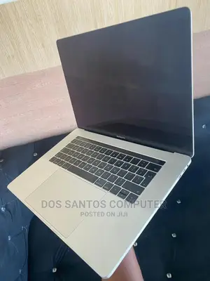 Laptop Apple MacBook 2019 16GB Intel Core I7 SSD 512GB