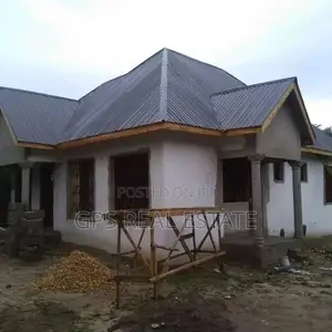 Hoooouse for Sale