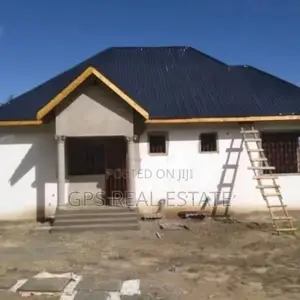 Hoooouse for Sale