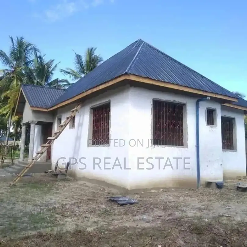 Hoooouse for Sale