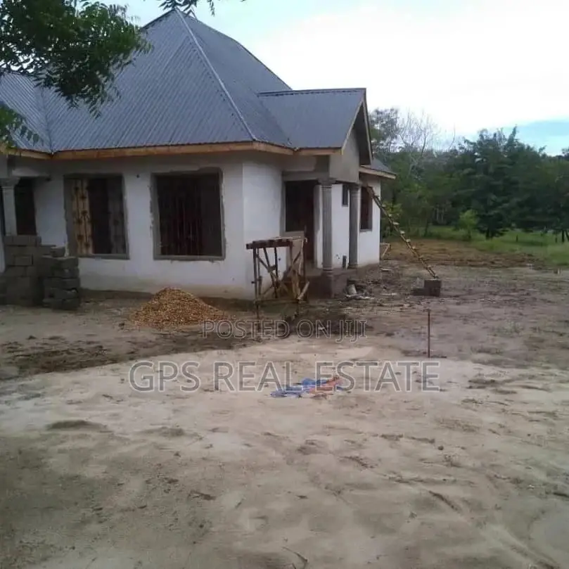 Hoooouse for Sale