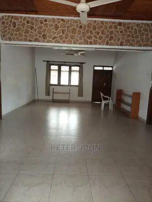 4bedrooms,Livingroom,Dinning,Kitchen,Master Public Toilet's