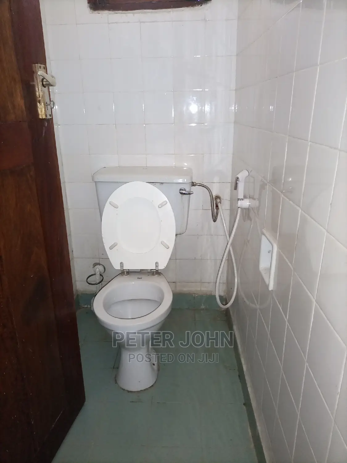 4bedrooms,Livingroom,Dinning,Kitchen,Master Public Toilet's