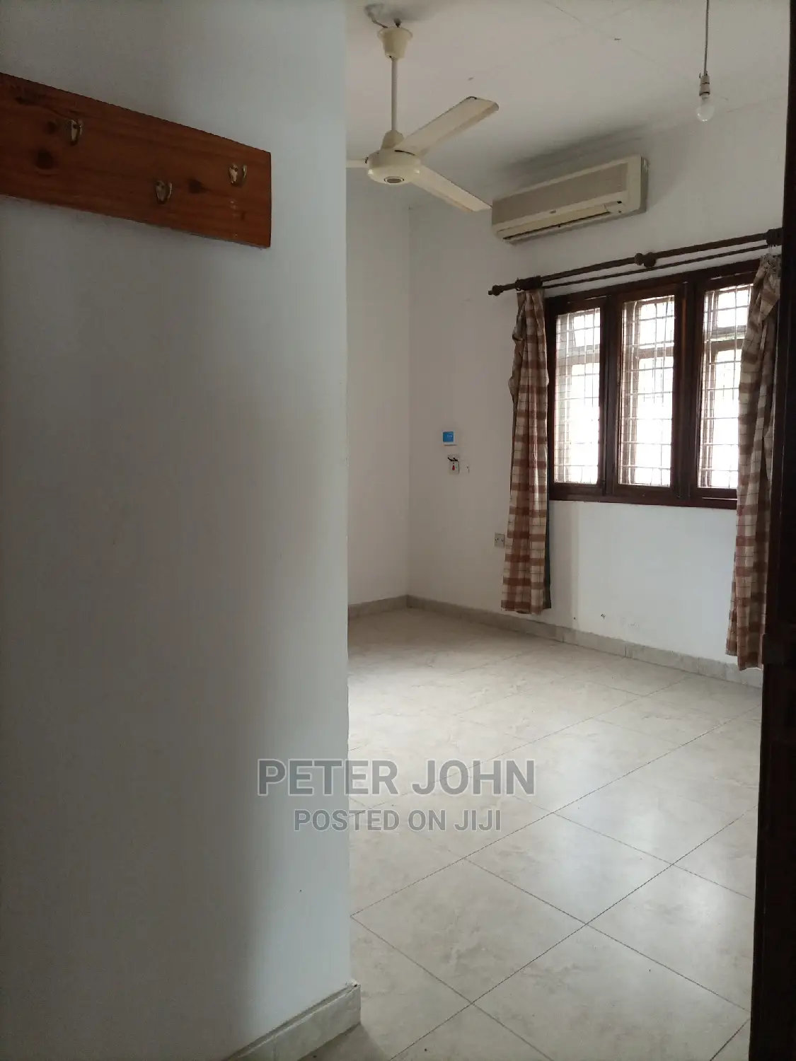 4bedrooms,Livingroom,Dinning,Kitchen,Master Public Toilet's
