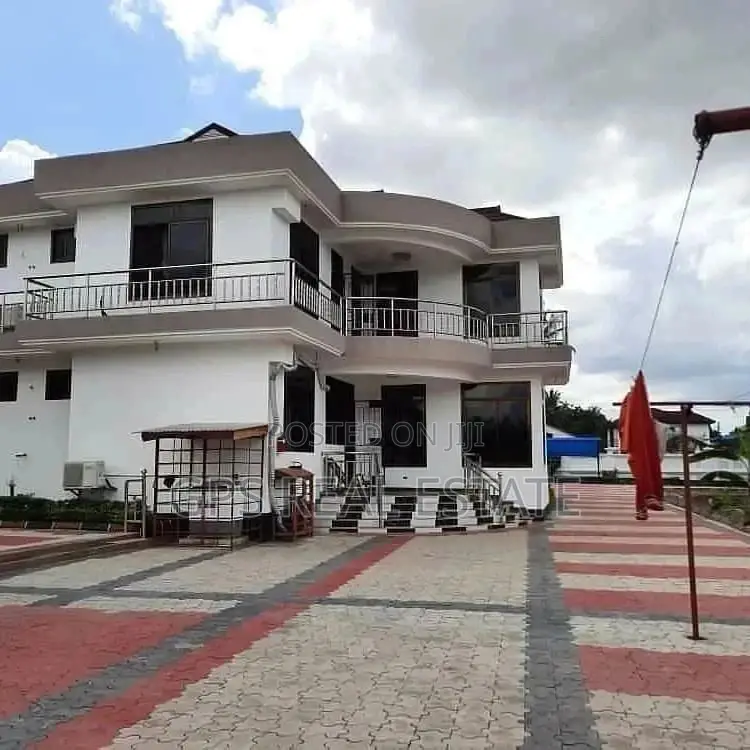 1bil . ( House for Sale ) Ununio.