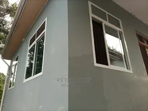 Chumba,Sebule Na Choo (Master Livingroom)