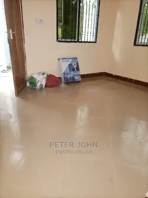 Chumba,Sebule Na Choo (Master Livingroom)