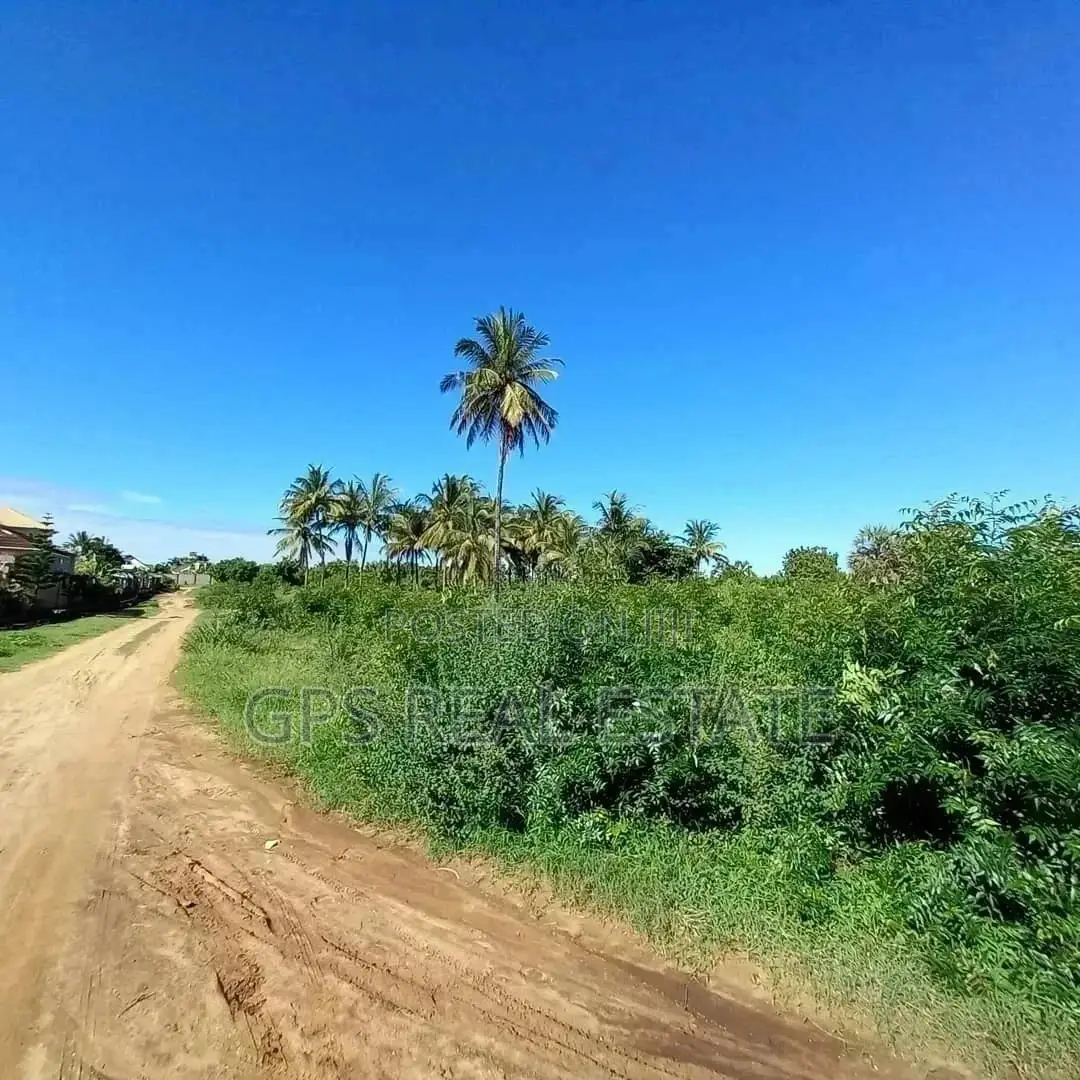85mil ( Plot for Sale At