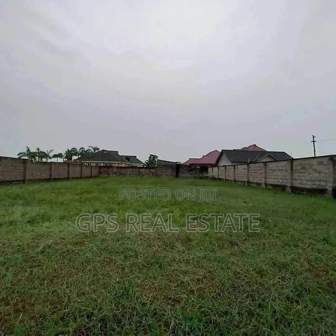 Plot for Sale at Full Shangwe Kigamboni