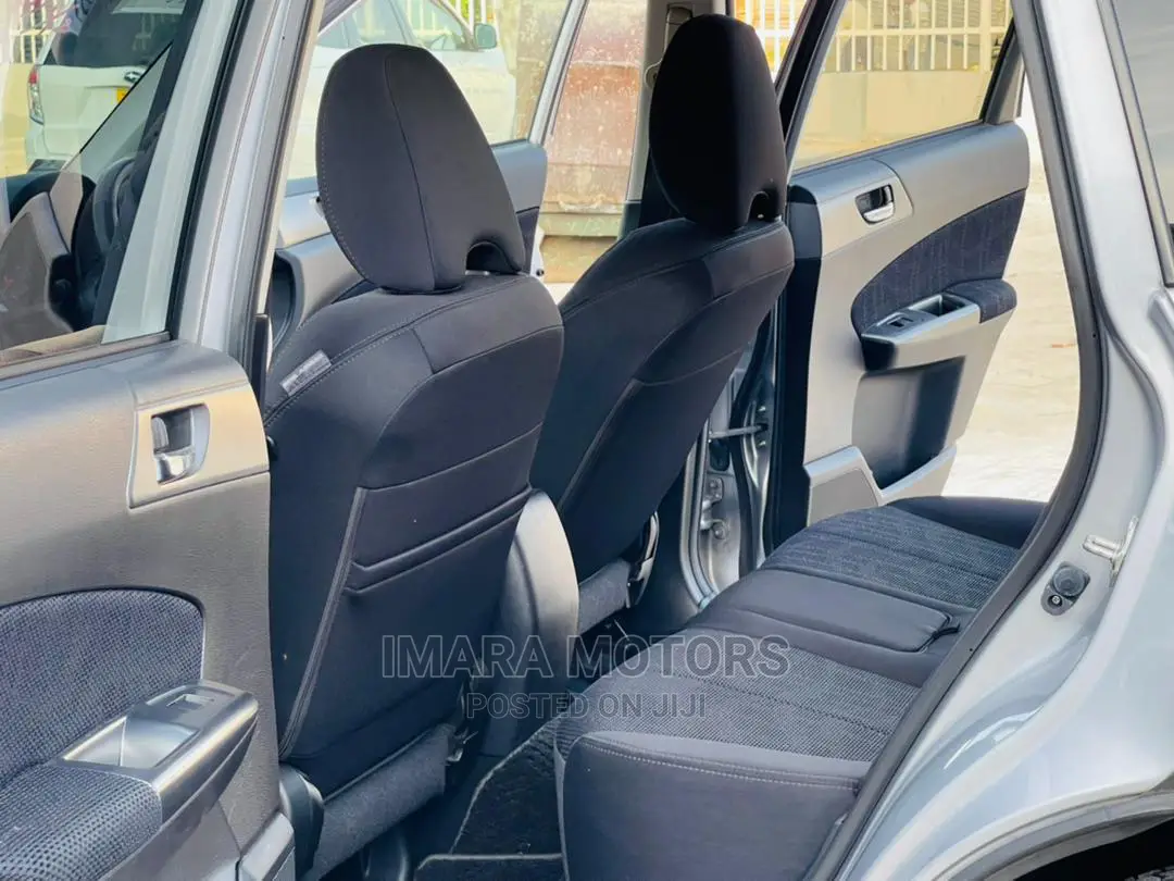 Subaru Forester 2011 Silver