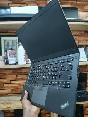 Laptop Lenovo ThinkPad T450 8GB Intel Core I5 SSD 500GB