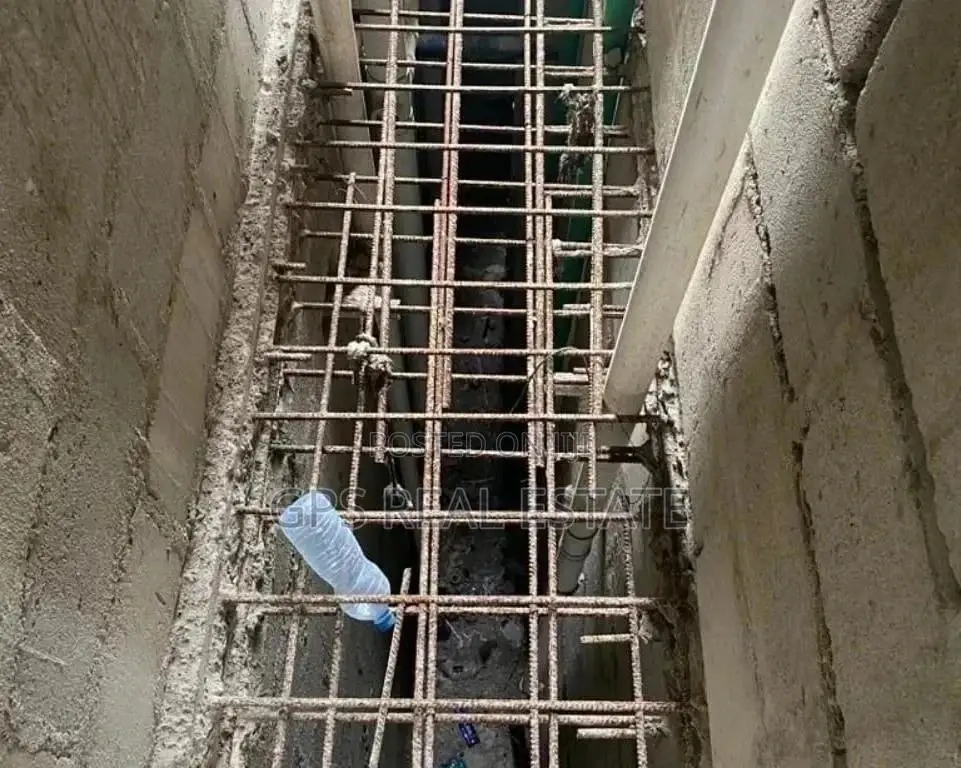 10 Bedrooms Flat for Sale in Evans Mansah, Kinondoni