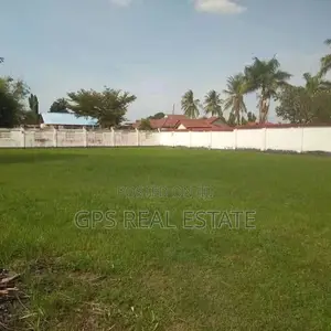 300mil ( Plot for Sale Mbezi Beach)#%