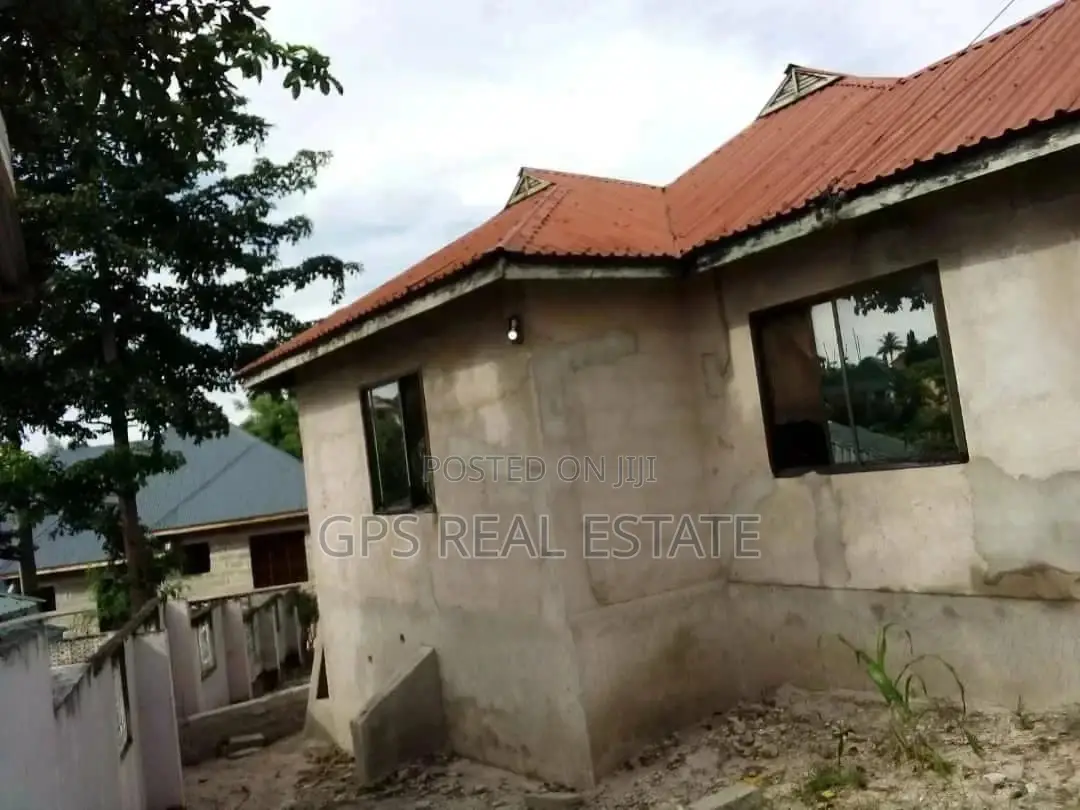 3 Bedrooms House for Sale in Evans Mansah, Kimara