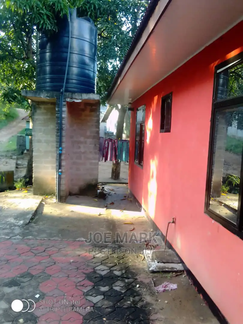 5 Bedrooms House for Sale in Mark Real Estate, Mbezi