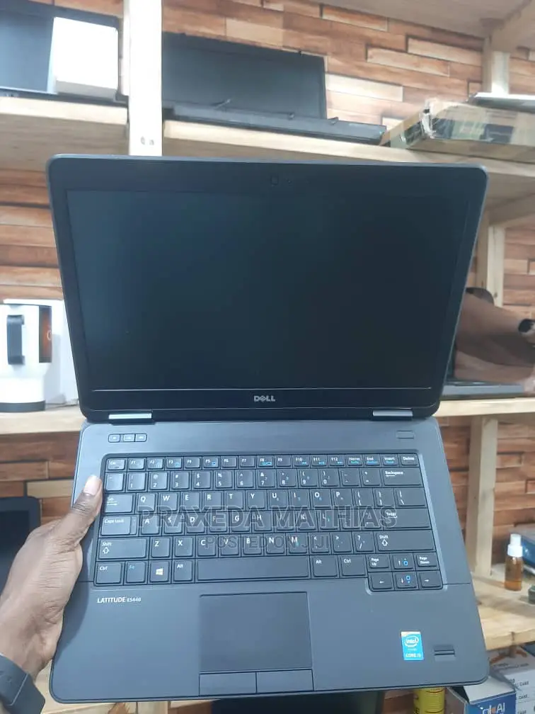 Laptop Dell Latitude 14 E5450 8GB Intel Core I5 HDD 500GB