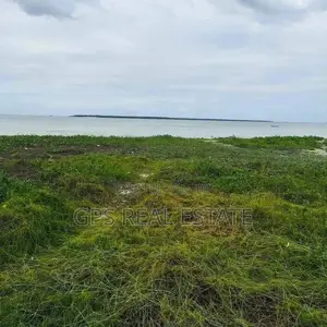 1.5bil ( Beach Plot for Sale )