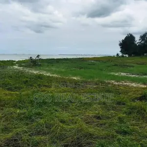 1.5bil ( Beach Plot for Sale )