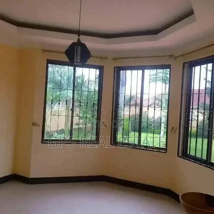 5 Bedrooms House for Sale in Evans Mansa, Kinondoni