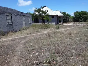 Kiwanja Kinauzwa Kigamboni