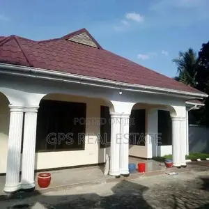 200mil( House for Sale at Goba)