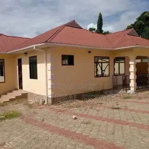 4bdrm House in Evans Mansah, Kinondoni for Sale