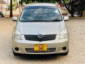 Toyota Corolla Spacio 2004 Beige