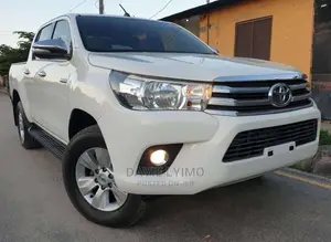 New Toyota Hilux 2016 White