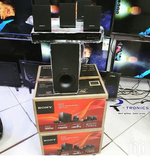Sony DVD Home Cinema System DAV-TZ140 (300 Watts)
