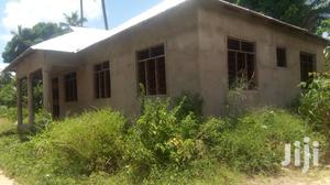 Nyumba Inauzwa
