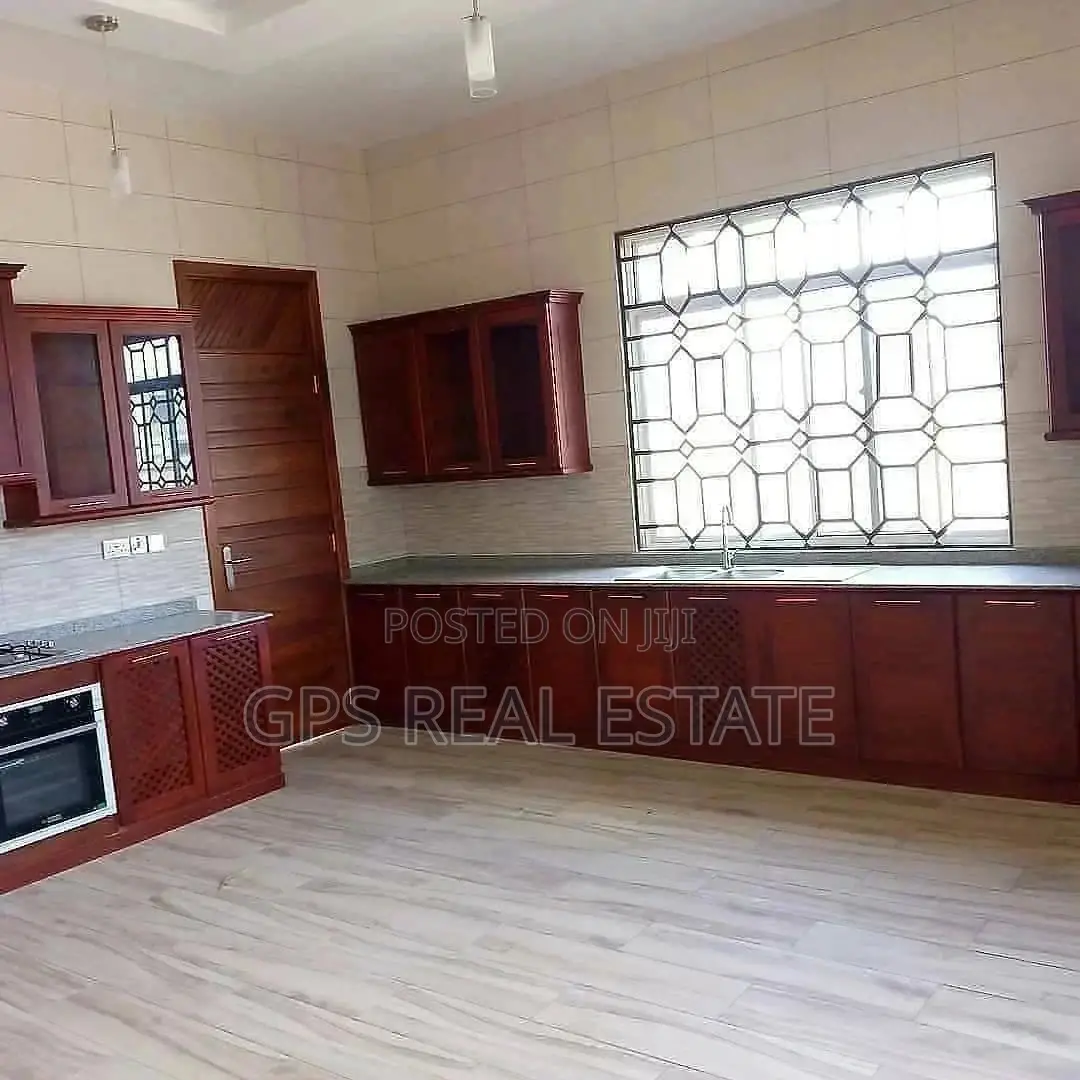 3bdrm House in Evans Mansah, Kinondoni for Sale