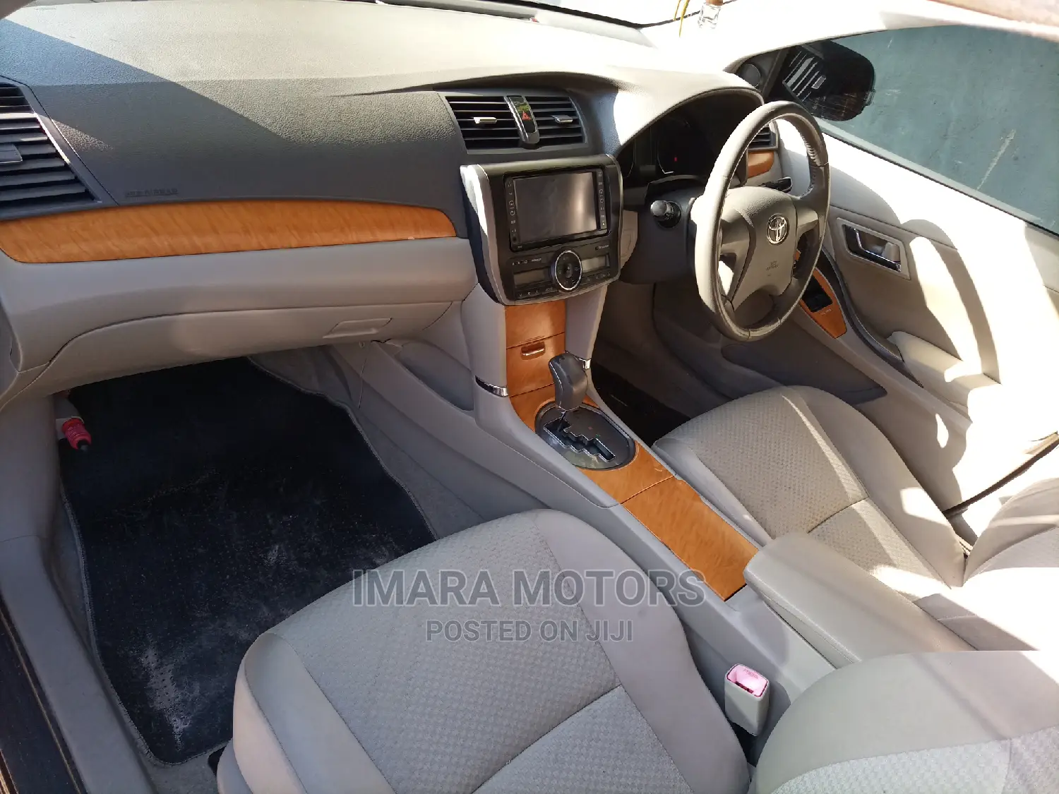 Toyota Premio 2007 Red