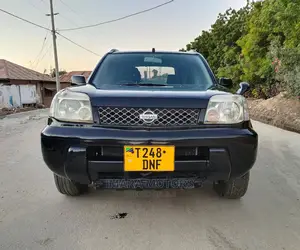 Nissan X-Trail 2004 Black