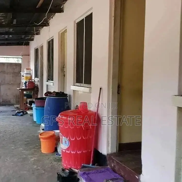 300mil ( Plot for Sale at Mbez Beach Goigi
