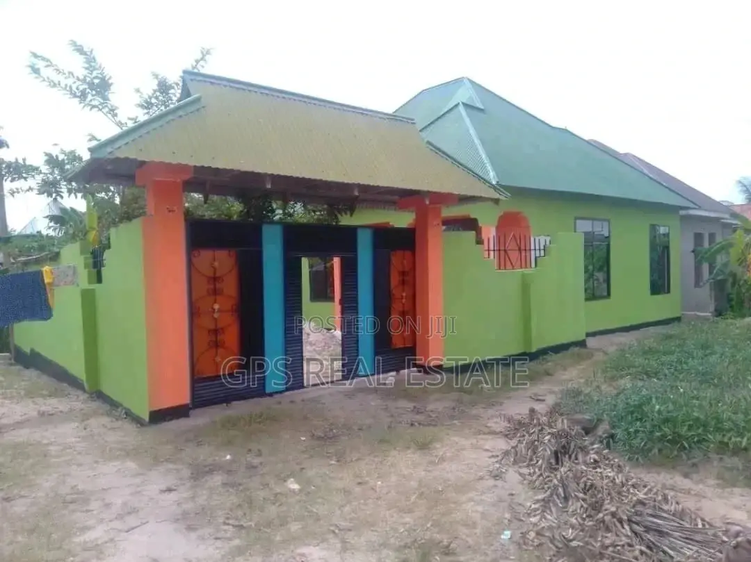 4bdrm House in Evans Mansah, Kinondoni for Sale