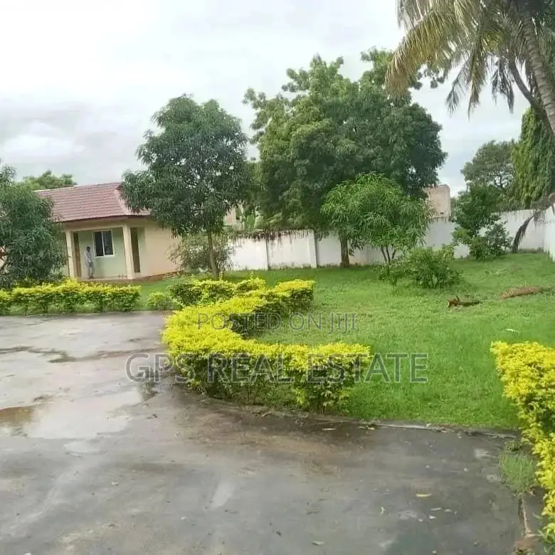 4bdrm House in Evans Mansah, Kinondoni for Sale