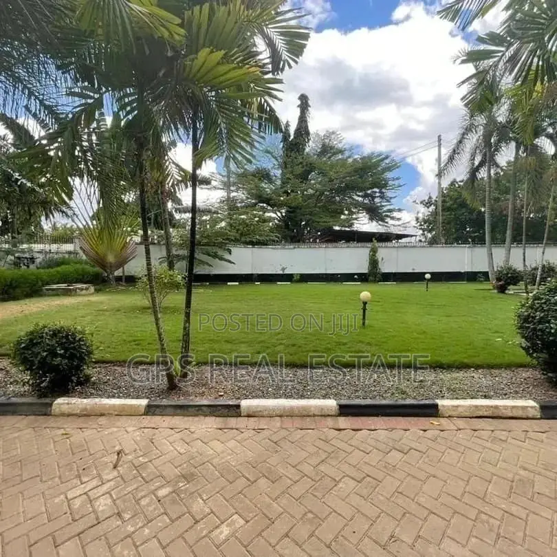 4bdrm House in Evans Mansah, Kinondoni for Sale