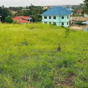 150mil ( Plot for Sale at Mbezi Beach Makonde )
