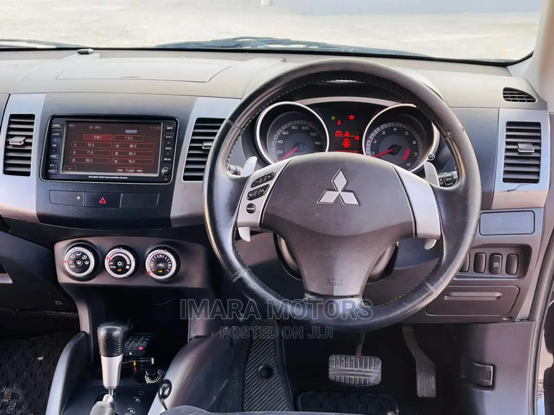 Mitsubishi Outlander 2006 Black