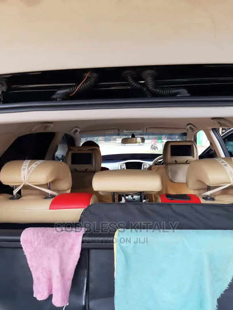 Toyota Harrier 2005 Black