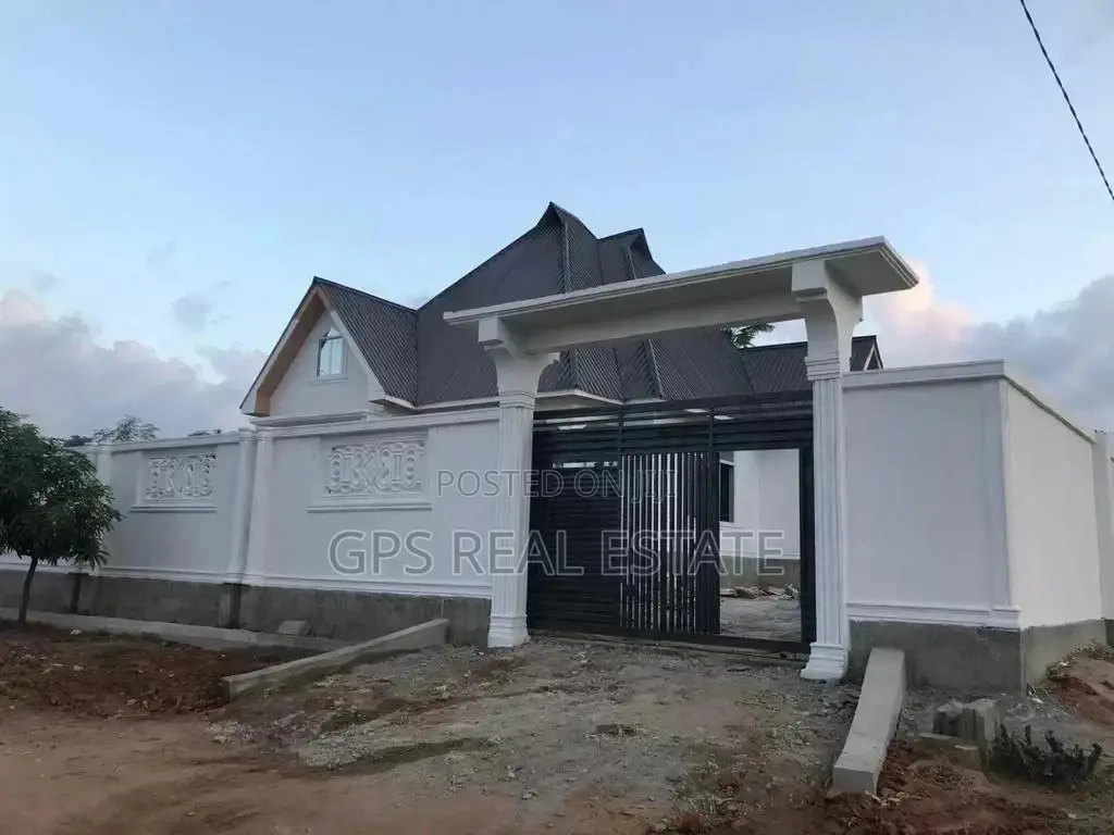 4bdrm House in Evans Mansah, Temeke for Sale