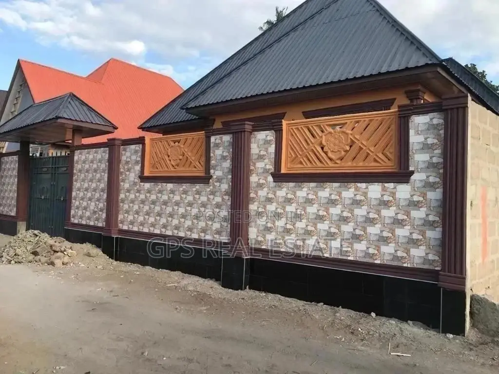 4bdrm House in Evans Mansah, Temeke for Sale