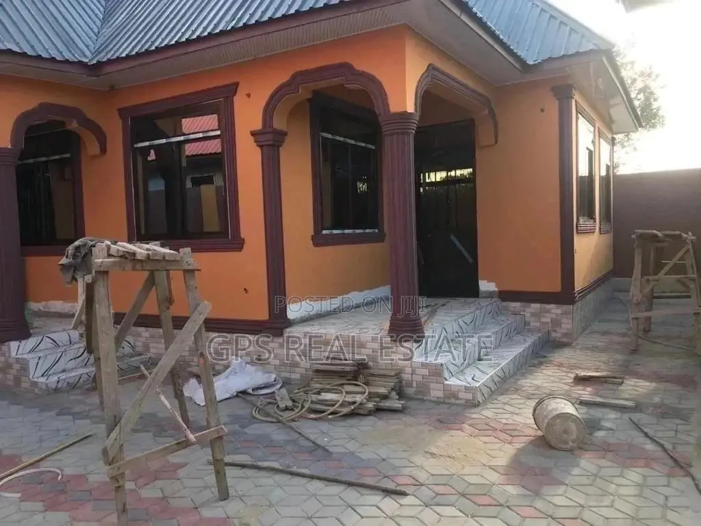 4bdrm House in Evans Mansah, Temeke for Sale