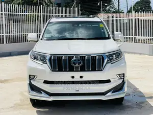 Toyota Land Cruiser Prado 2019 White