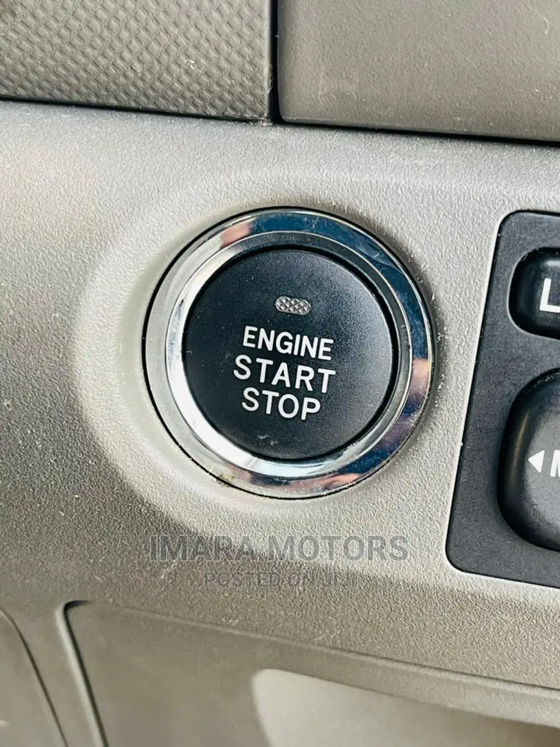 Toyota Vitz 2008 Gray