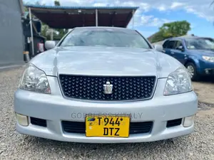 Toyota Crown 2005 Royale Silver