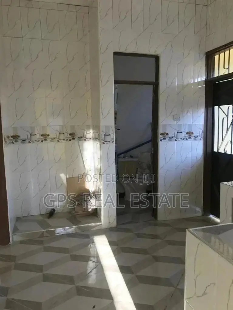 3bdrm House in Evans Mansah, Mbagala for Sale