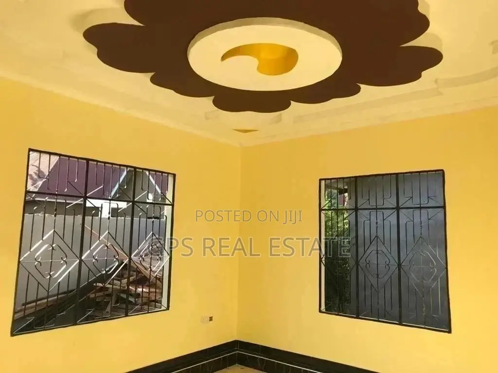 3bdrm House in Evans Mansah, Mbagala for Sale