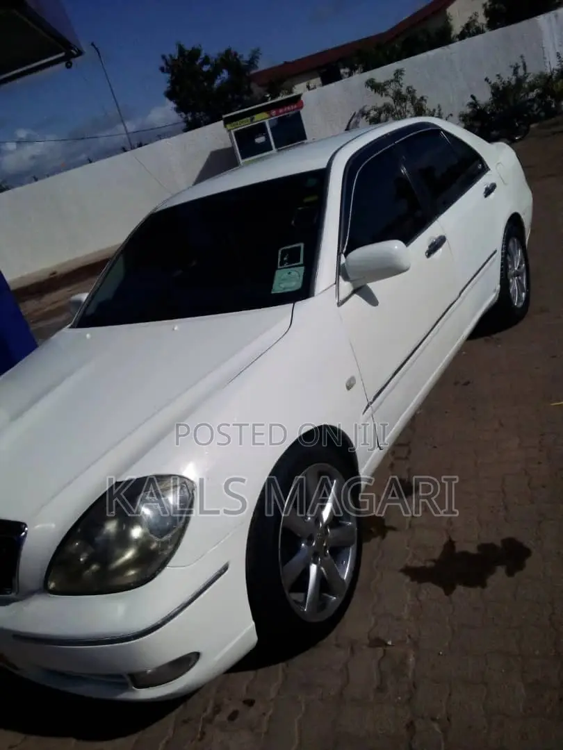 Toyota Brevis 2002 Pearl